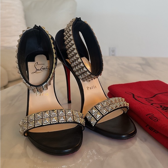 ❤️ AUTHENTIC CHRISTIAN LOUBOUTIN HEELS ❤️ - Picture 1 of 16